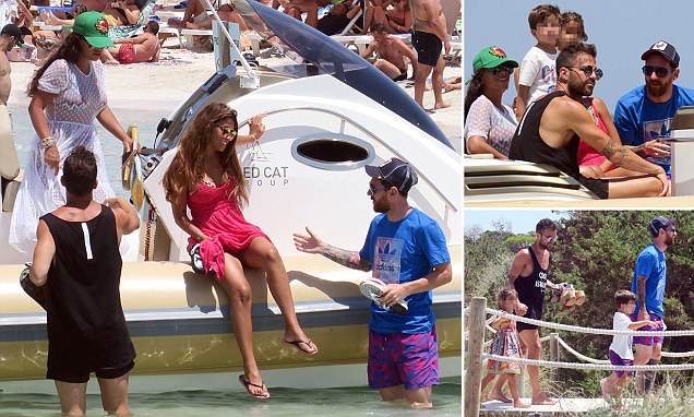 Messi dan Fabregas Nikmati Libur Musim Kompetisi di Formentera
